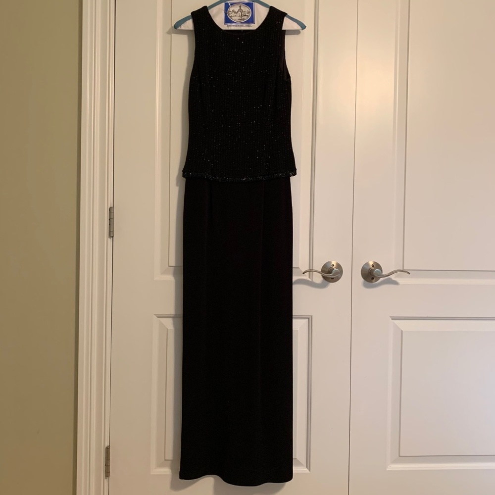 FULL LENGTH Formal Black Dress